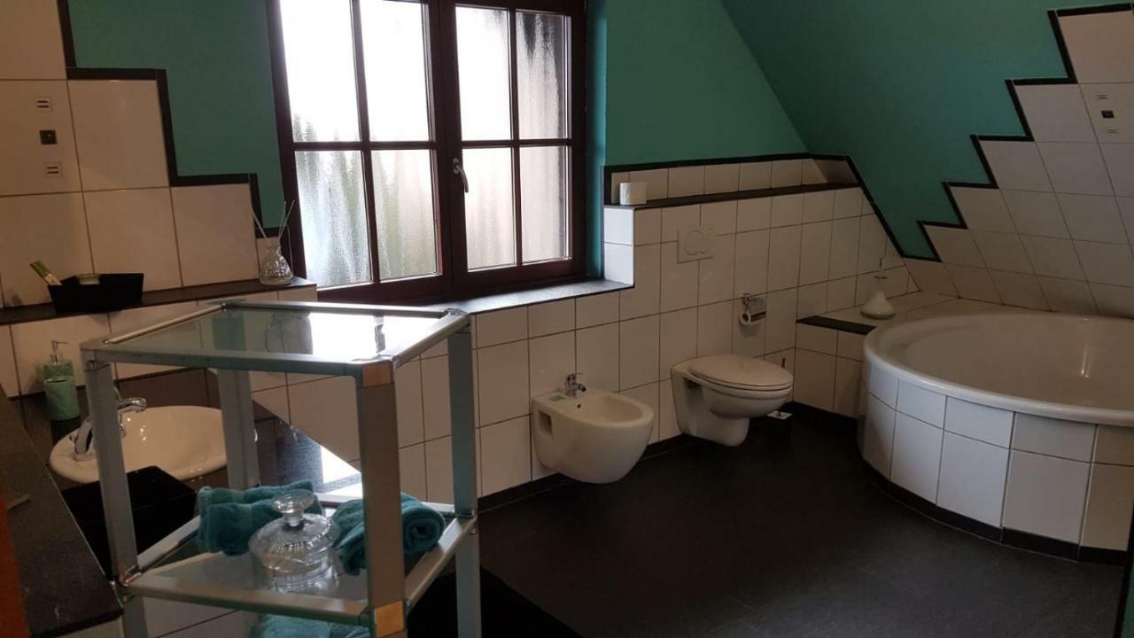 Muehlenberger Ponyhof Apartment Duisburg Ngoại thất bức ảnh